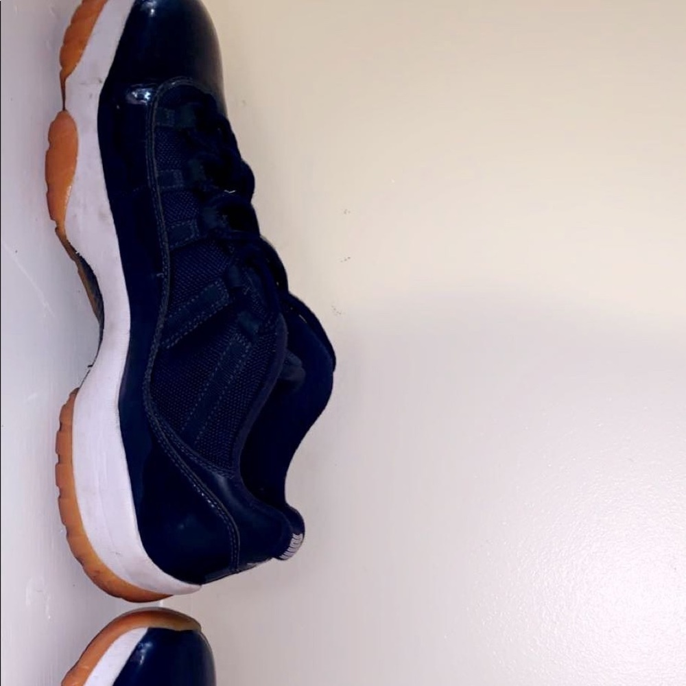 Air Jordan 11 Retro Midnight Navy